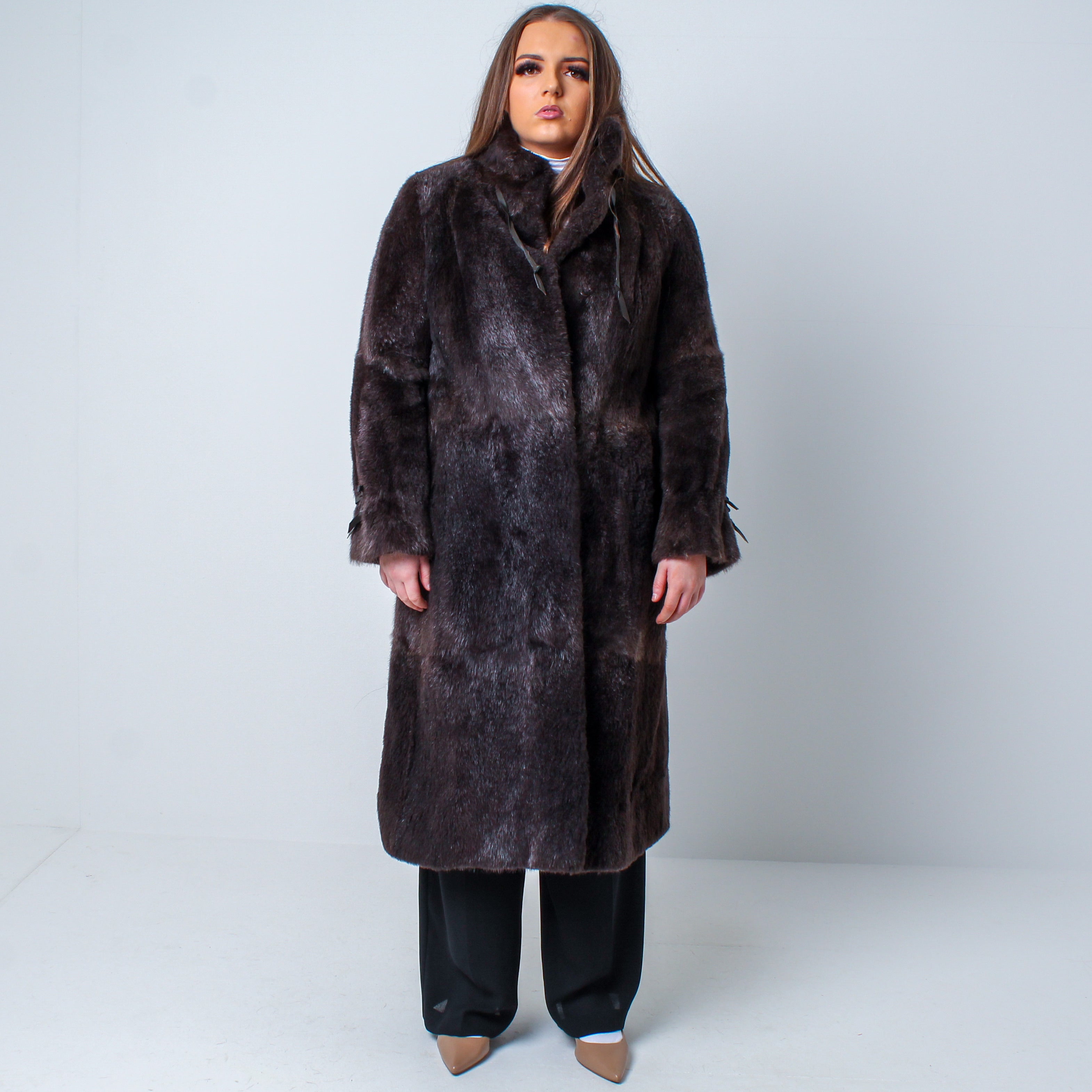 Women’s Luxury Full Length Vintage Real Bisam Muskrat Fur Coat Size: Large-XXL UK 14-18