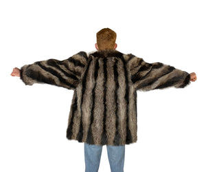 Beautiful Vintage Real Racoon Fur Designer Coat Size: Medium-Large Women’s / Small-Medium Men’s